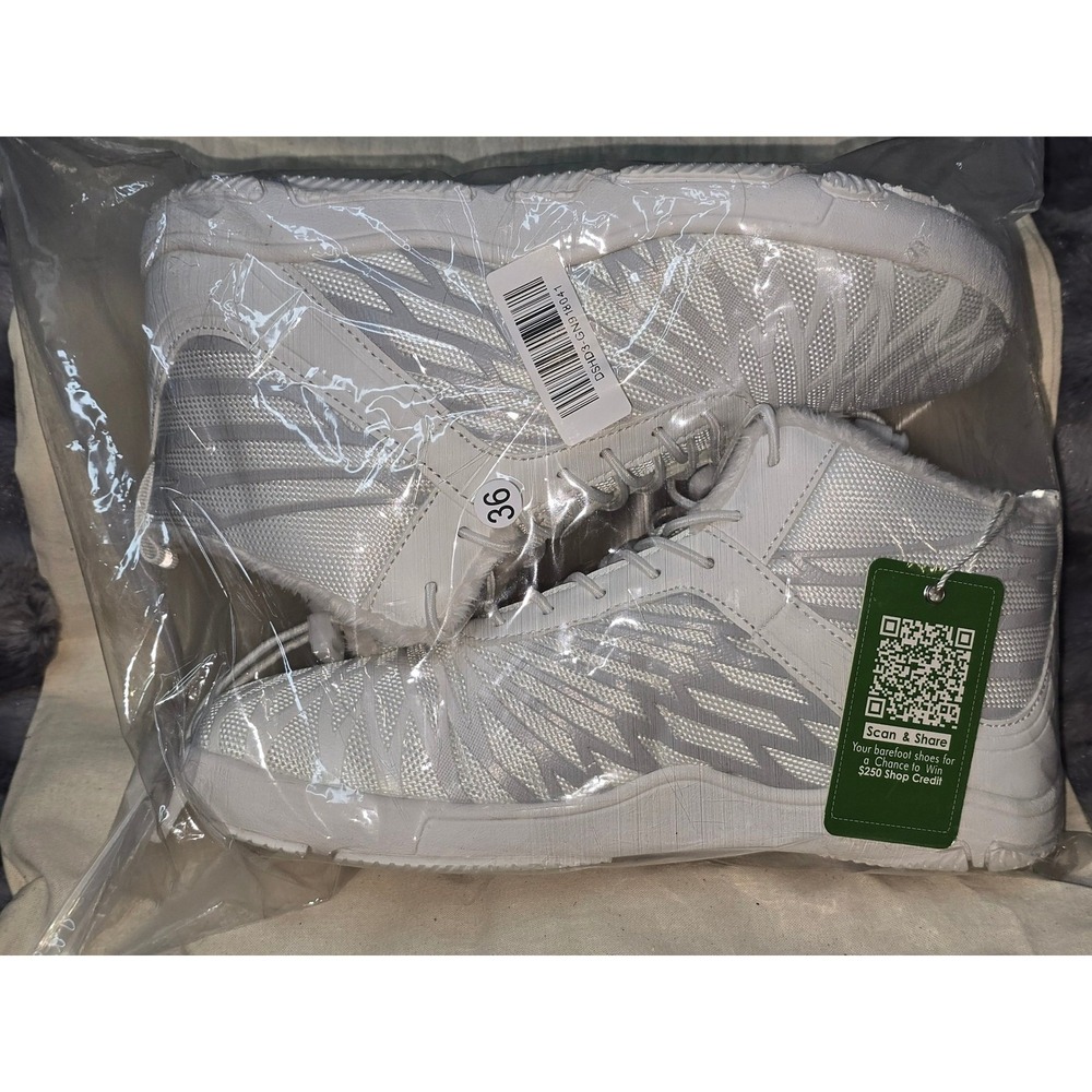 NWT Hike Footwear Lorax Winter Boot‎ White Faux Fur Lined Barefoot Women 6 EU 36 - Picture 7 of 8